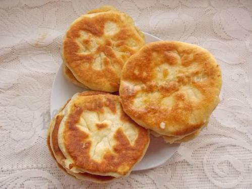 Лепешки на кефире рецепт на сковороде с картошкой и сыром. Лепёшки на кефире с картошкой и сыром