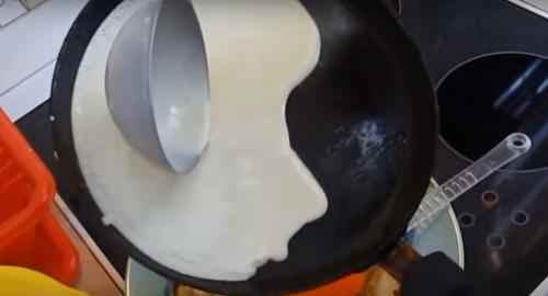 Заварные блины в дырочку. Заварные блины на молоке и кипятке