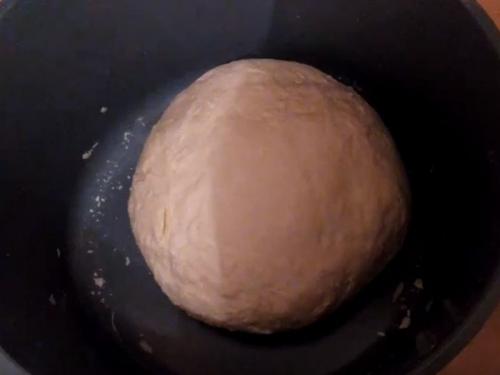 Вареники с квашеной капустой и фаршем. Как приготовить вареники с квашеной капустой и салом?