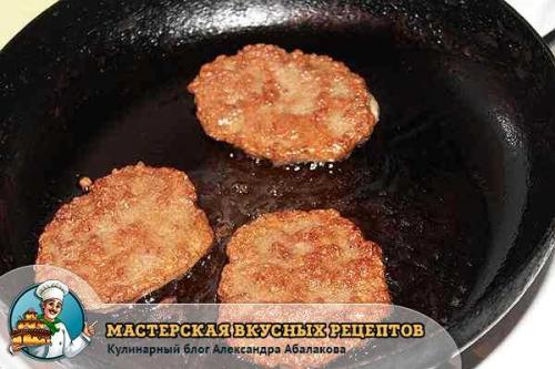 Печеночные котлеты из свиной печени с манкой