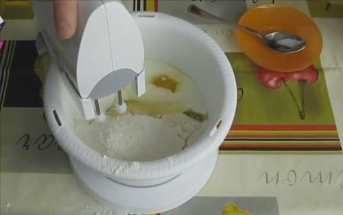 Вкусные блины на кефире в дырочку с кипятком. Рецепт тонких блинов с дырочками на 1 литр кефира