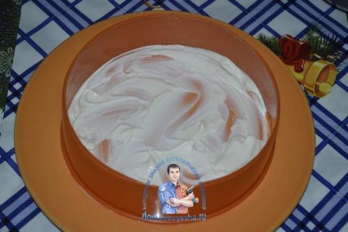 Торт из печенья юбилейное без выпечки со сгущенкой и сметаной. Рецепт торта без выпечки из печенья со сгущенкой и сметаной