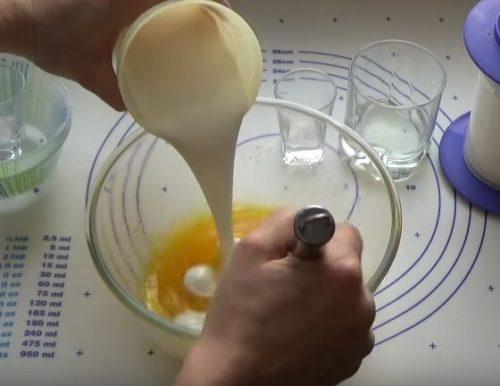 Ажурные блинчики на кефире с кипятком. Вкусные блины на кефире в дырочку — рецепт с кипятком