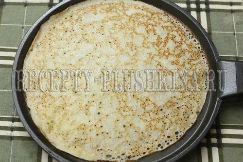 Блины на кефире с кипящим молоком. Заварные блины на кефире и молоке