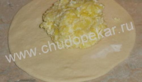 Рецепт. Чуду — дагестанские лепешки с картошкой и сыром