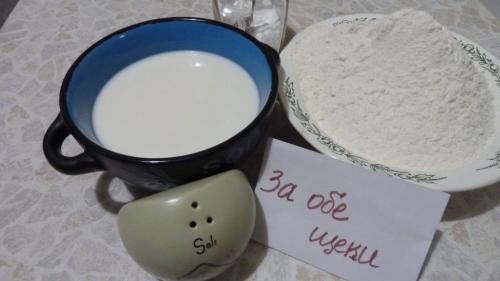 Лепешки на кефире с начинкой на сухой сковороде. Лепешки с начинкой на кефире – жарятся без масла! Пошаговый рецепт с фото