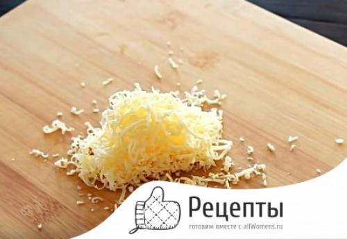 Рецепт салата курица с черносливом и грецкими орехами с сыром. Способ приготовления