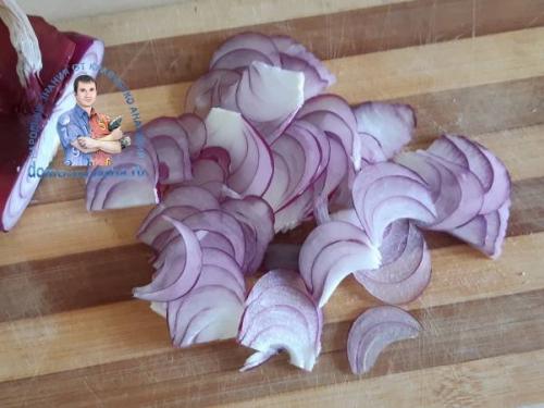 Как замариновать лук для салата быстро и вкусно без уксуса. Как замариновать лук для салата просто, быстро, и очень вкусно