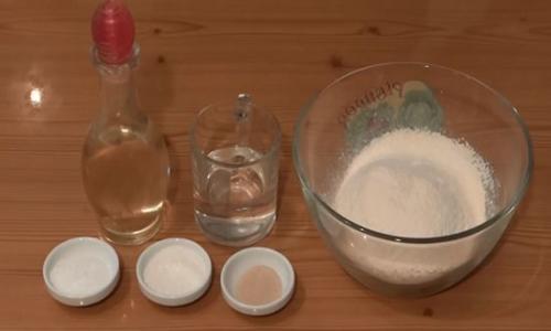 Быстрое дрожжевое тесто для пиццы из сухих дрожжей. Дрожжевое тесто для пиццы — 5 рецептов теста на сухих дрожжах