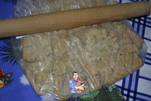 Торт из печенья юбилейное без выпечки со сгущенкой и сметаной. Рецепт торта без выпечки из печенья со сгущенкой и сметаной