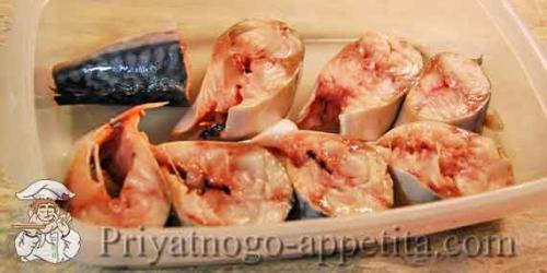 Скумбрия в томате по-корейски. 