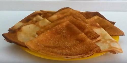 Рецепт блинов на кефире тонкие с дырочками с кипятком и содой. Блины на кефире с кипятком — правильный рецепт тонких блинчиков