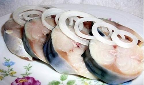 Рецепт, как засолить скумбрию в домашних условиях вкусно и быстро. Очень вкусная скумбрия, соленая в домашних условиях: 5 лучших рецептов