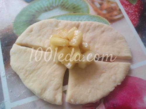 Булочки из дрожжевого теста с яблоками розочки. Дрожжевые булочки-розочки с яблоками: пошагово с фото