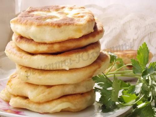 Лепешки на кефире рецепт на сковороде с картошкой и сыром. Лепёшки на кефире с картошкой и сыром