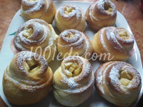 Булочки из дрожжевого теста с яблоками розочки. Дрожжевые булочки-розочки с яблоками: пошагово с фото