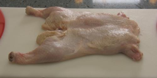 Курица в рукаве с овощами. Как приготовить курицу с овощами в духовке