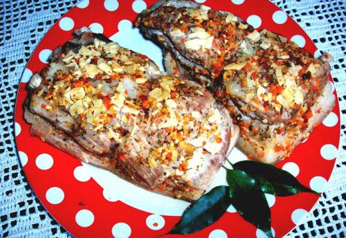 Грудинка вареная в пакете в домашних условиях из свинины. Вареная свиная грудинка в пакетах: пошагово с фото