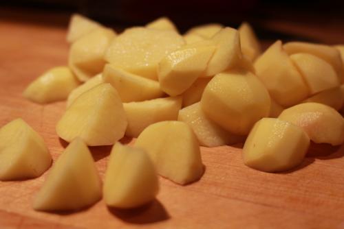 Карп кусочками в духовке с овощами. Рецепт карпа в духовке с овощами: как приготовить рыбу целиком или порционно?