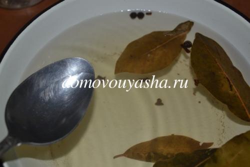 Как в домашних условиях сделать скумбрию пряного посола. Рецепт скумбрии пряного посола. Вкусная слабосоленая скумбрия