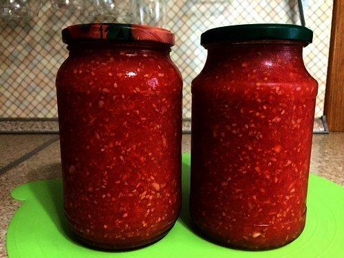 Хреновая закуска из помидор с хреном и чесноком на зиму. Помидоры с хреном и чесноком