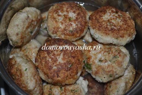 Котлеты из свиного и говяжьего фарша сочные рецепт и манной крупы. Котлеты из свиного фарша с манкой сочные и вкусные