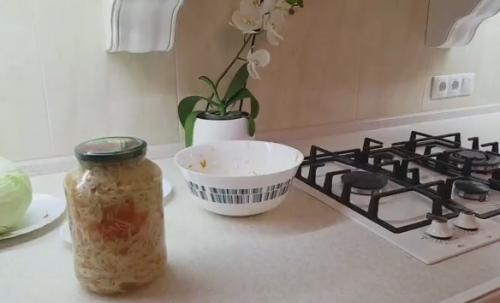 Маринованная капуста быстрого приготовления быстро и очень вкусно. Капуста маринованная быстрого приготовления — ну очень вкусный рецепт на 3 литровую банку