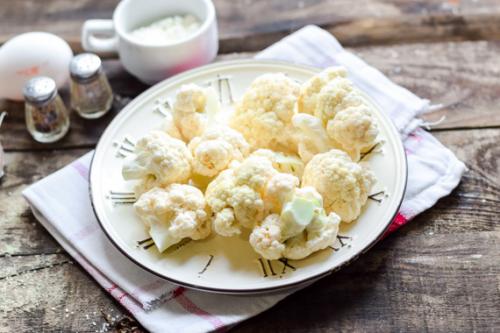 Как пожарить цветную капусту на сковороде в кляре пошаговый. Цветная капуста в кляре на сковороде