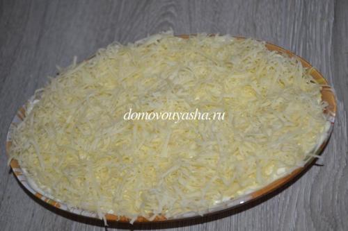 Салат с виноградом и курицей и грецкими орехами и сыром рецепт. Салат Тиффани с виноградом, курицей и орехами