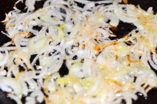 Салат из копченой куриной грудки с ананасом и грибами. Салат с копченой грудкой и ананасами