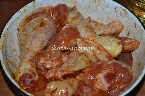 Как вкусно приготовить курицу кусочками. Как приготовить домашнюю курицу кусочками в духовке