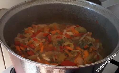 Очень вкусный салат из зеленых помидор на зиму – пальчики оближешь!