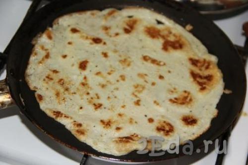 Салат с яичными блинчиками и курицей. Ингредиенты