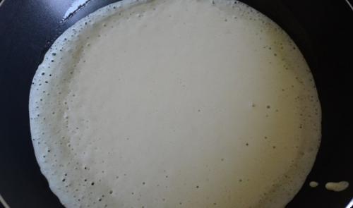 Заварные блины на кефире рецепт тонкие с дырочками. Тонкие блины на кефире с дырочками – рецепт на кипятке