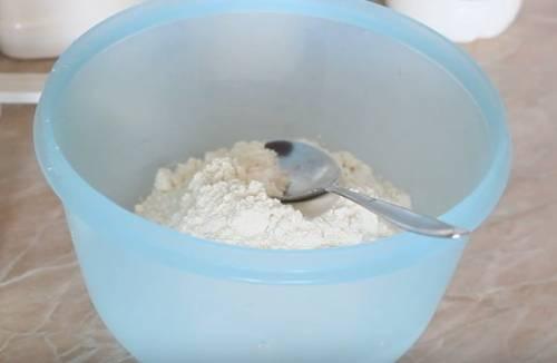 Блины на кефире и молоке без яиц. Тонкие блинчики без яиц на кефире и молоке