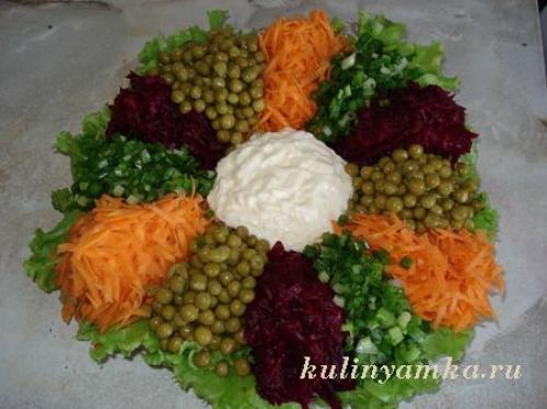 Салат РАДУГА с рыбной консервой. Салат радуга