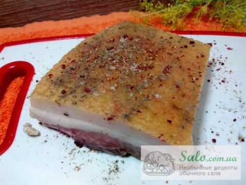 Вареное сало с чесноком и перцем в пакете в мультиварке. Сало в пакете, сваренное в мультиварке