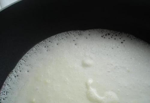 Рецепт блинов на молоке тонкие сладкие с дырочками на 1 литр молока. Тонкие блины на молоке с дырочками