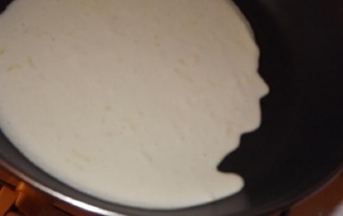 Вкусные блины на молоке по бабушкиному рецепту + фотографии готовых блинов