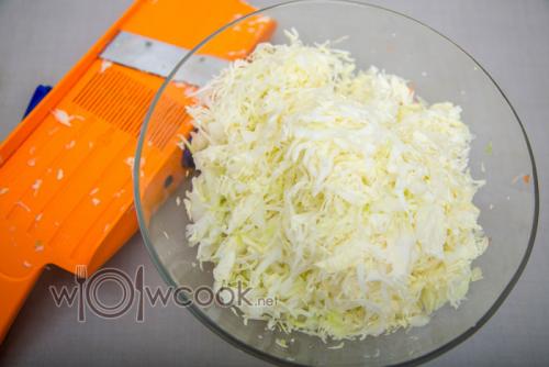 Салат из капусты с уксусом и маслом быстрого приготовления. Салат из свежей капусты с уксусом как в столовой