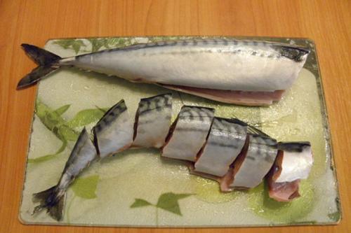 Как засолить скумбрию в домашних условиях вкусно в рассоле и быстро. Рецепт 1: как посолить скумбрию в рассоле (пошаговые фото)