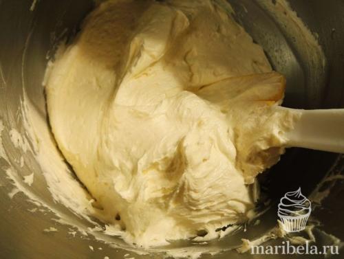 Крем-пломбир для выравнивания тортов. Крем пломбир (заварной сметанный)