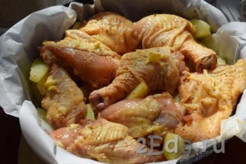 Курица кусочками с картошкой в духовке рецепт. Курица кусочками с картошкой в духовке