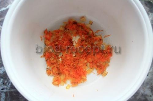 Ленивые голубцы в сметанном соусе в мультиварке. Ингредиенты: