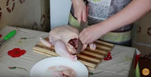 Курица в духовке с лимоном и яблоками. Курица Запеченная с Яблоками - Ну, оОчень вкусная