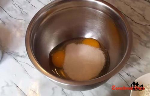 Блины тонкие на кефире с кипятком рецепт. Блины на кефире с кипятком по классическому рецепту.