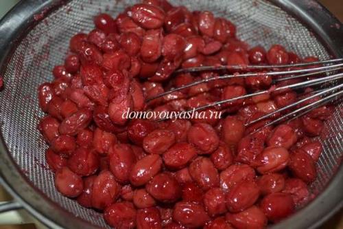 Джем из кизила на зиму с желатином. Джем из кизила без косточек