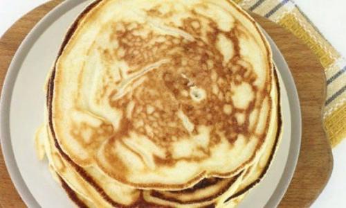 Толстые воздушные блины на кефире с содой