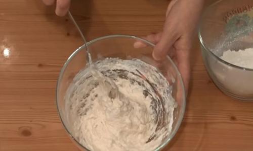 Быстрое дрожжевое тесто для пиццы из сухих дрожжей. Дрожжевое тесто для пиццы — 5 рецептов теста на сухих дрожжах