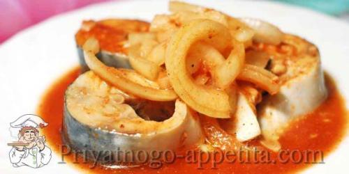 Скумбрия в томате по-корейски. 